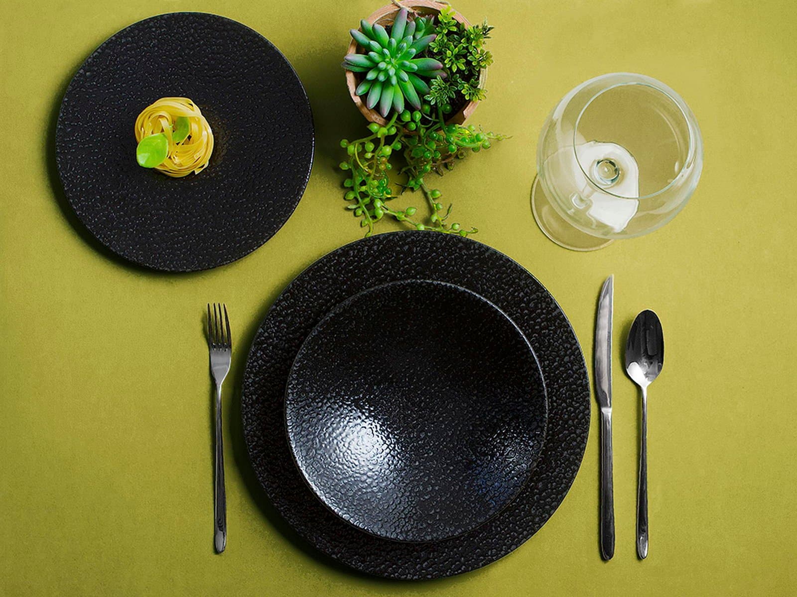 Porland Ethos Black Moss 18 Piece Dinner Set for 6 People