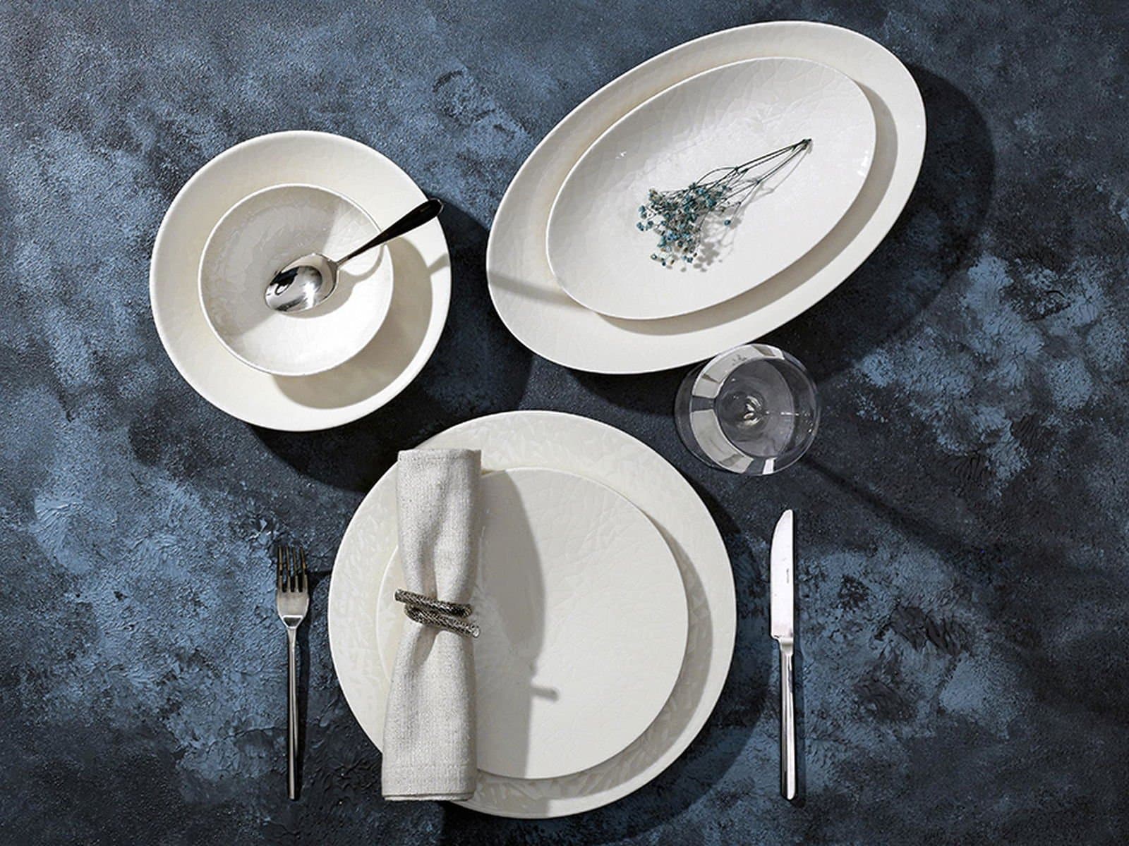Porland Illusion Alumilite 27 Piece Dinner Set for 6 People