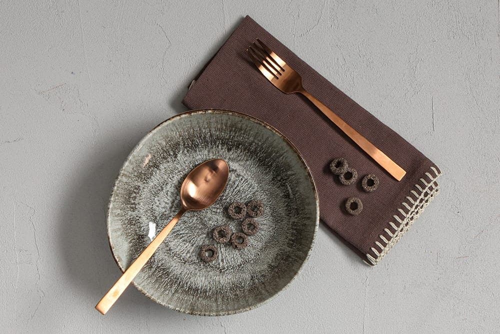 Porland Stoneware Iris Kase 17cm