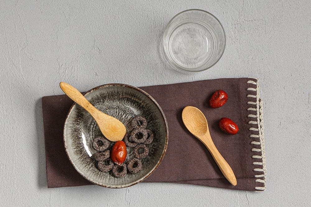 Porland Stoneware Iris Kase 10cm