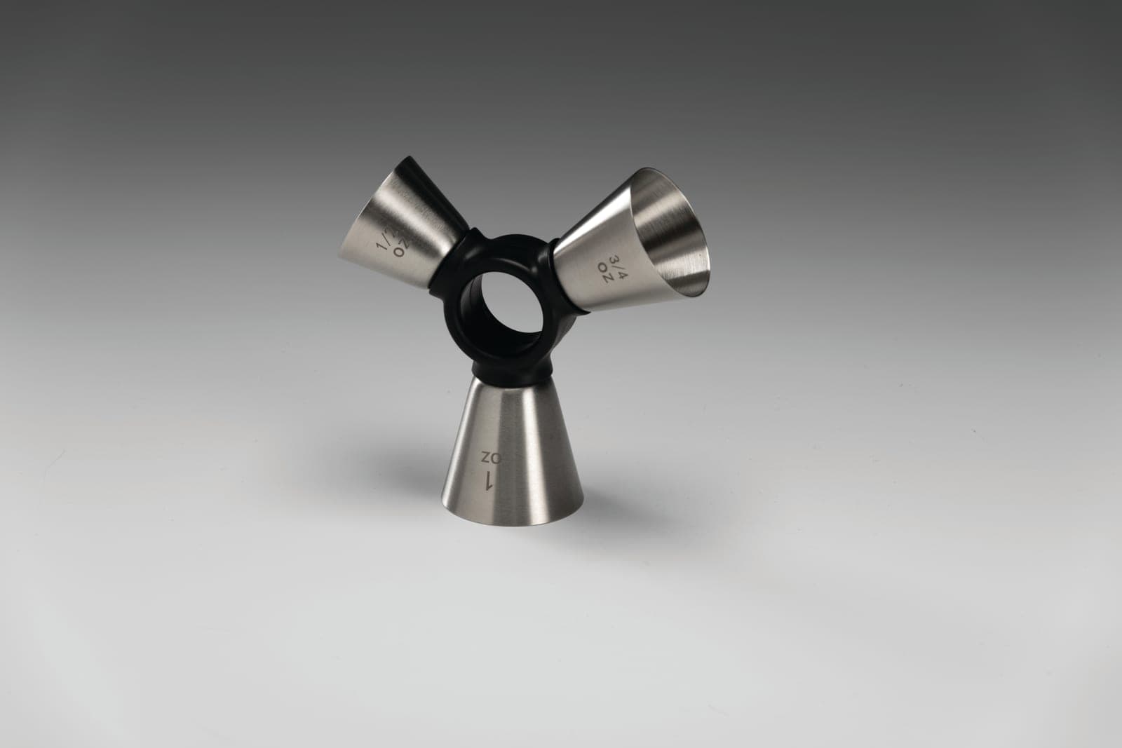 ÜÇLÜ ÇELİK JIGGER 15-22,5-28 ml