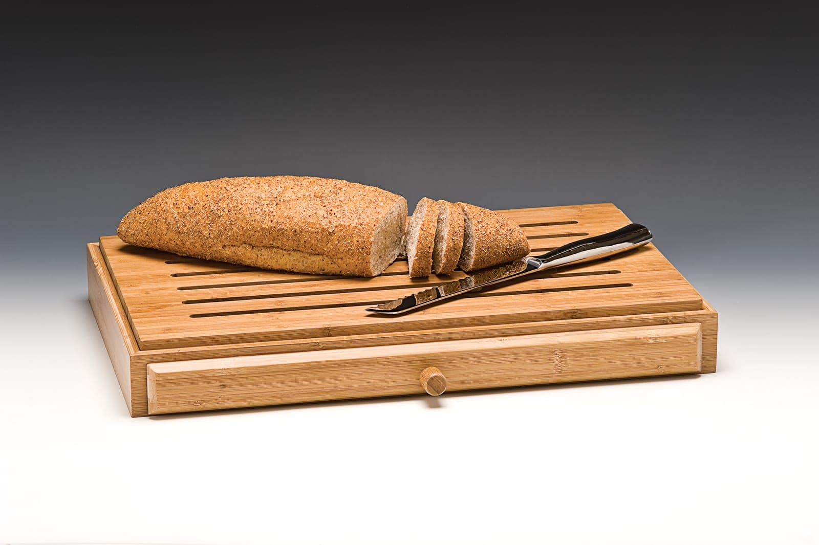 AHŞAP EKMEK KESME TAHTASI 32 x 52 H: 7 cm