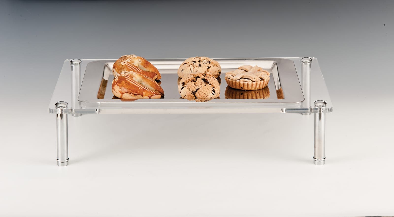 ÇELİK TEPSİLİ TEŞHİR STANDI 18/10 - 55,5 x 35,5 x H: 12 cm