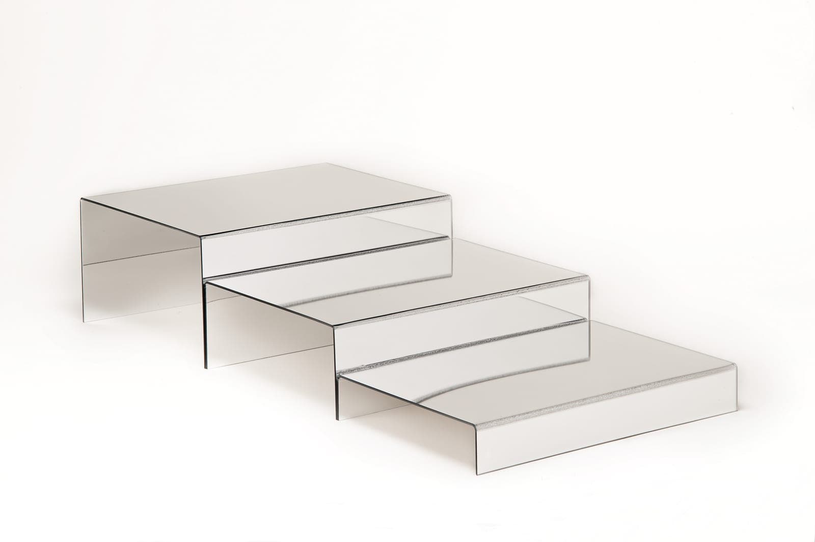 AYNALI TEŞHİR STANDI 26 x 35 x H: 10 cm