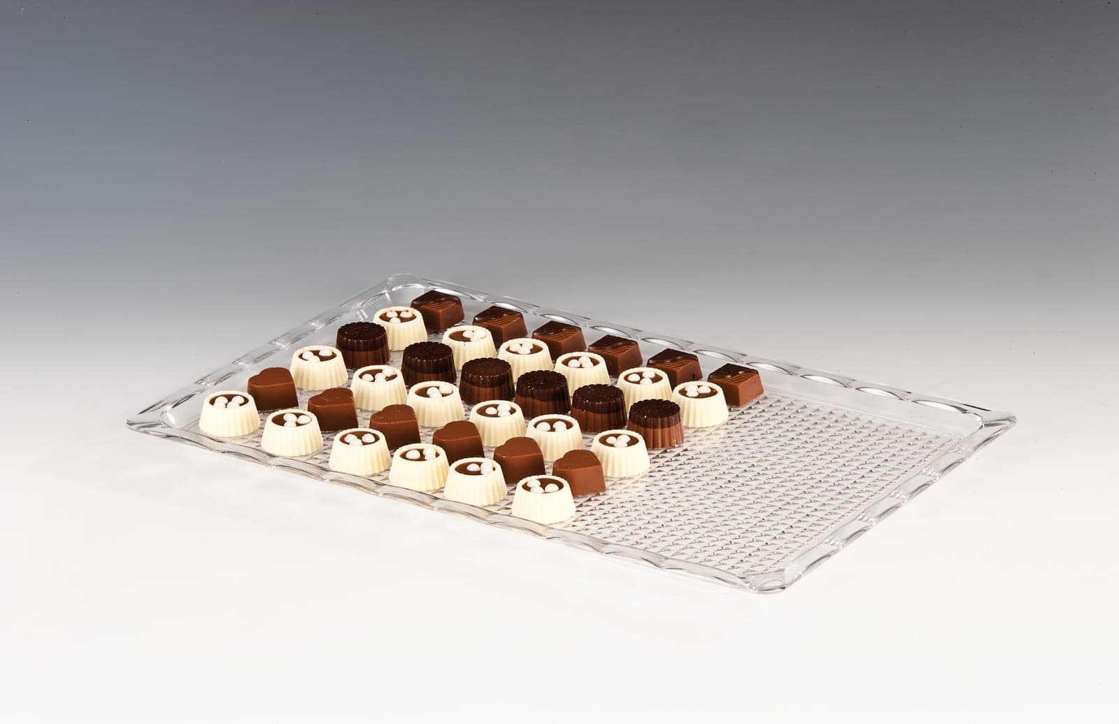 POLYCARBONAT ÇİKOLATA TEŞHİR TEPSİ 25 x 40 cm