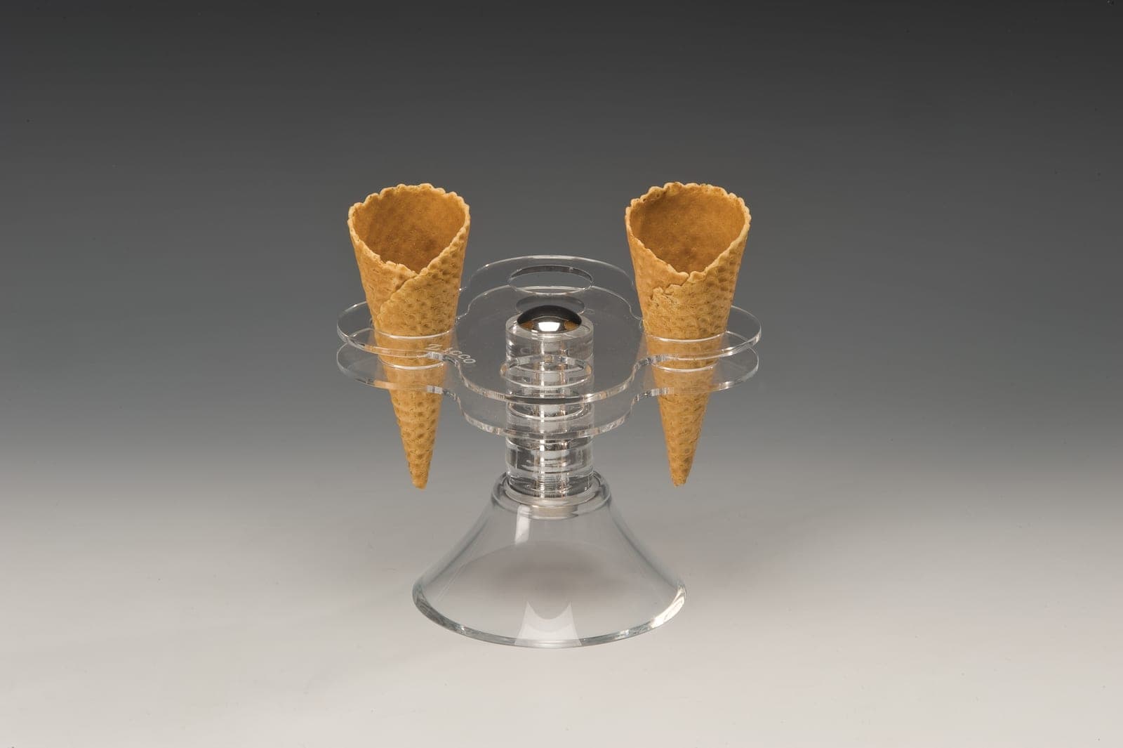 AKRİLİK DONDURMA SERVİS STANDI 13,5 x 13,5 x H: 11,5 cm
