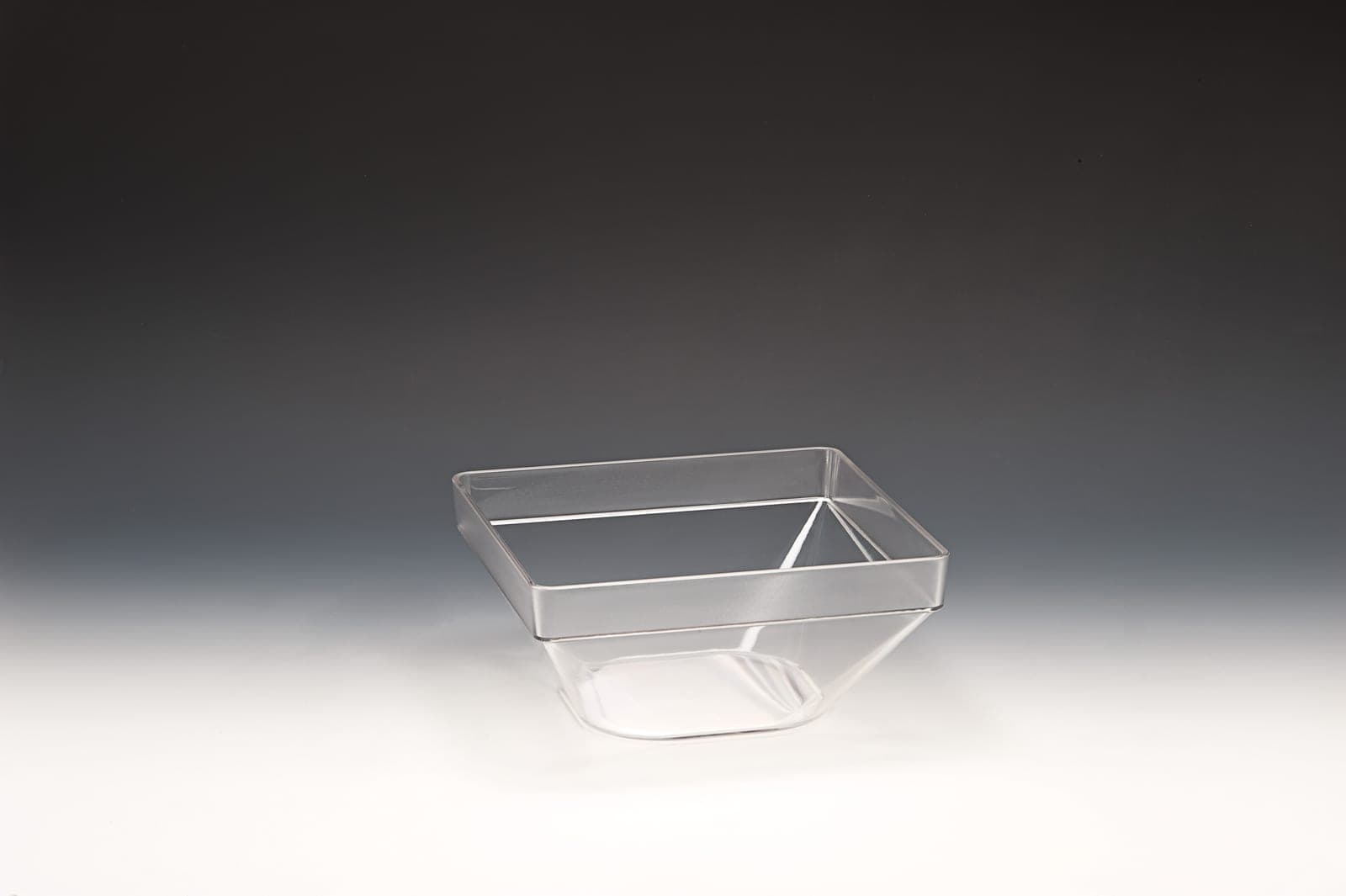 POLYCARBONAT KASE 26 x 26 x H: 12cm