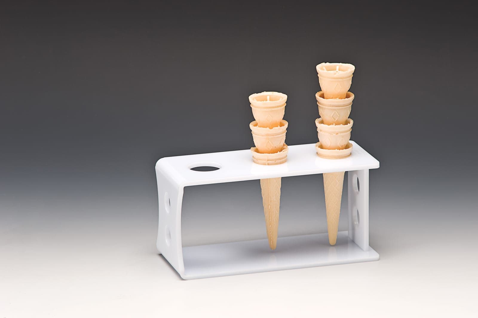 AKRİLİK DONDURMA SERVİS STANDI 19 x 8 x H: 10,5 cm