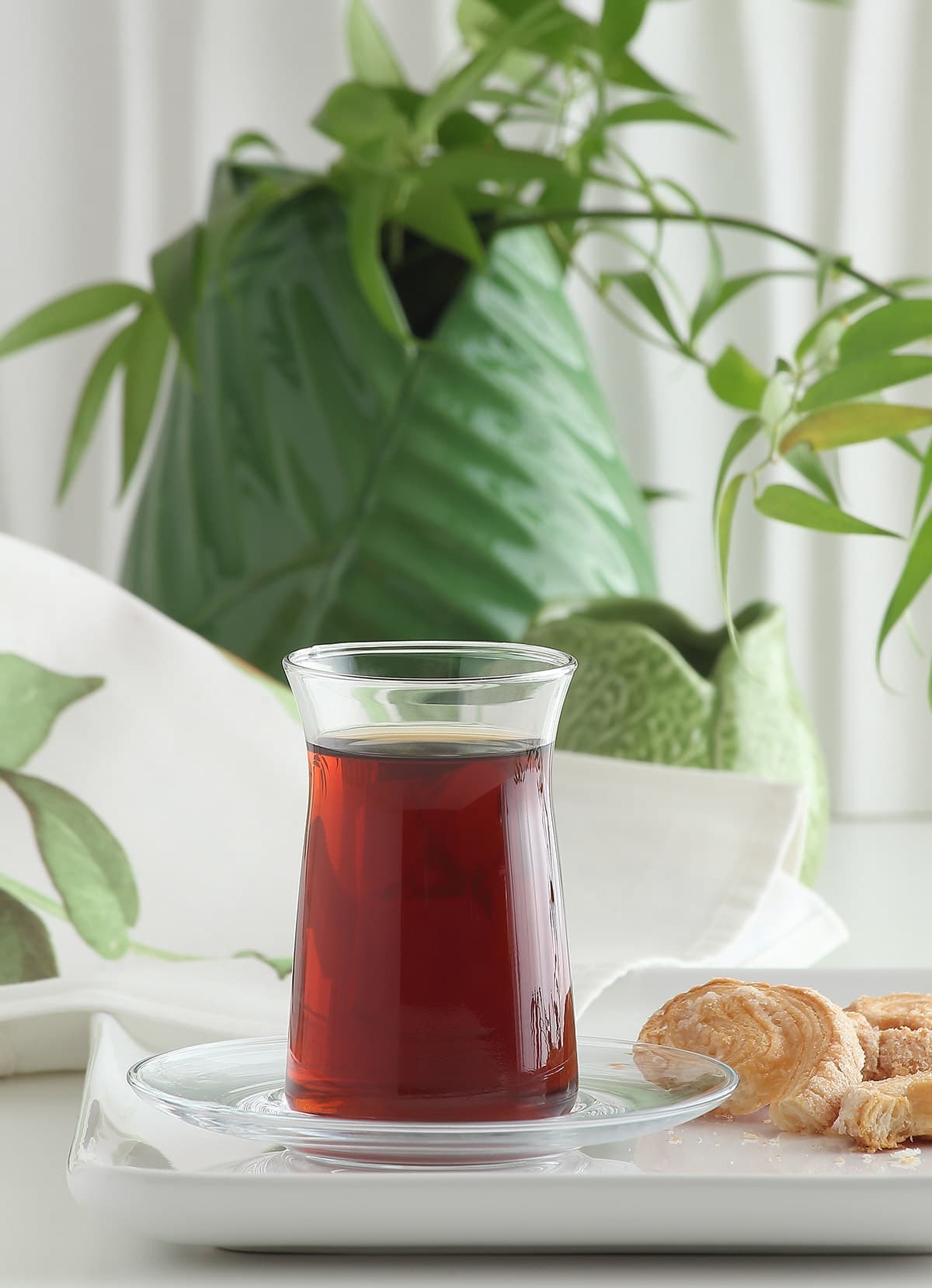Vera 12 Piece Tea Set