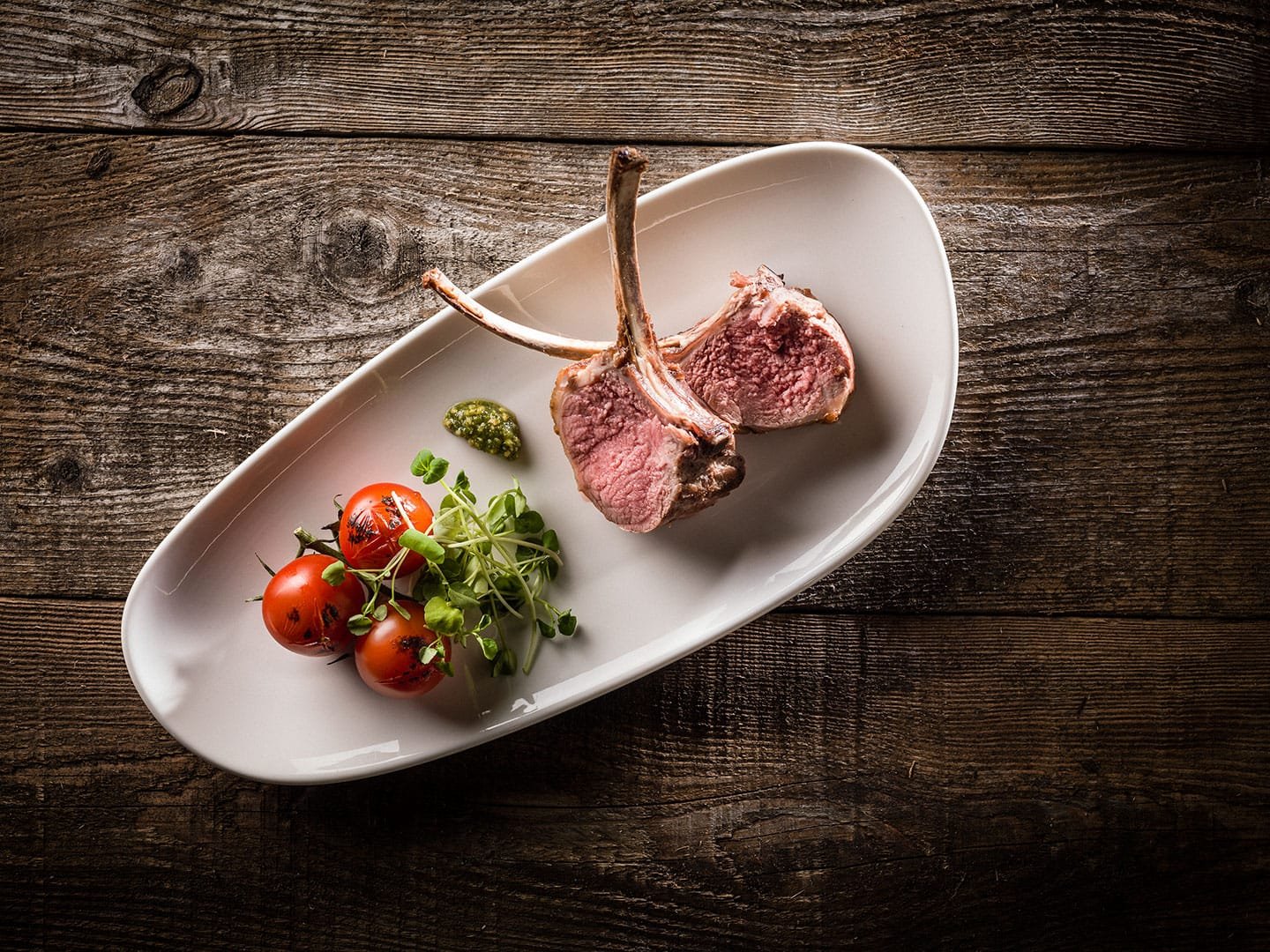 Granix Vago Flat Plate 19 cm - Styled