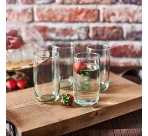 Pasabahce İconic Cocktail Glass 365cc - Styled