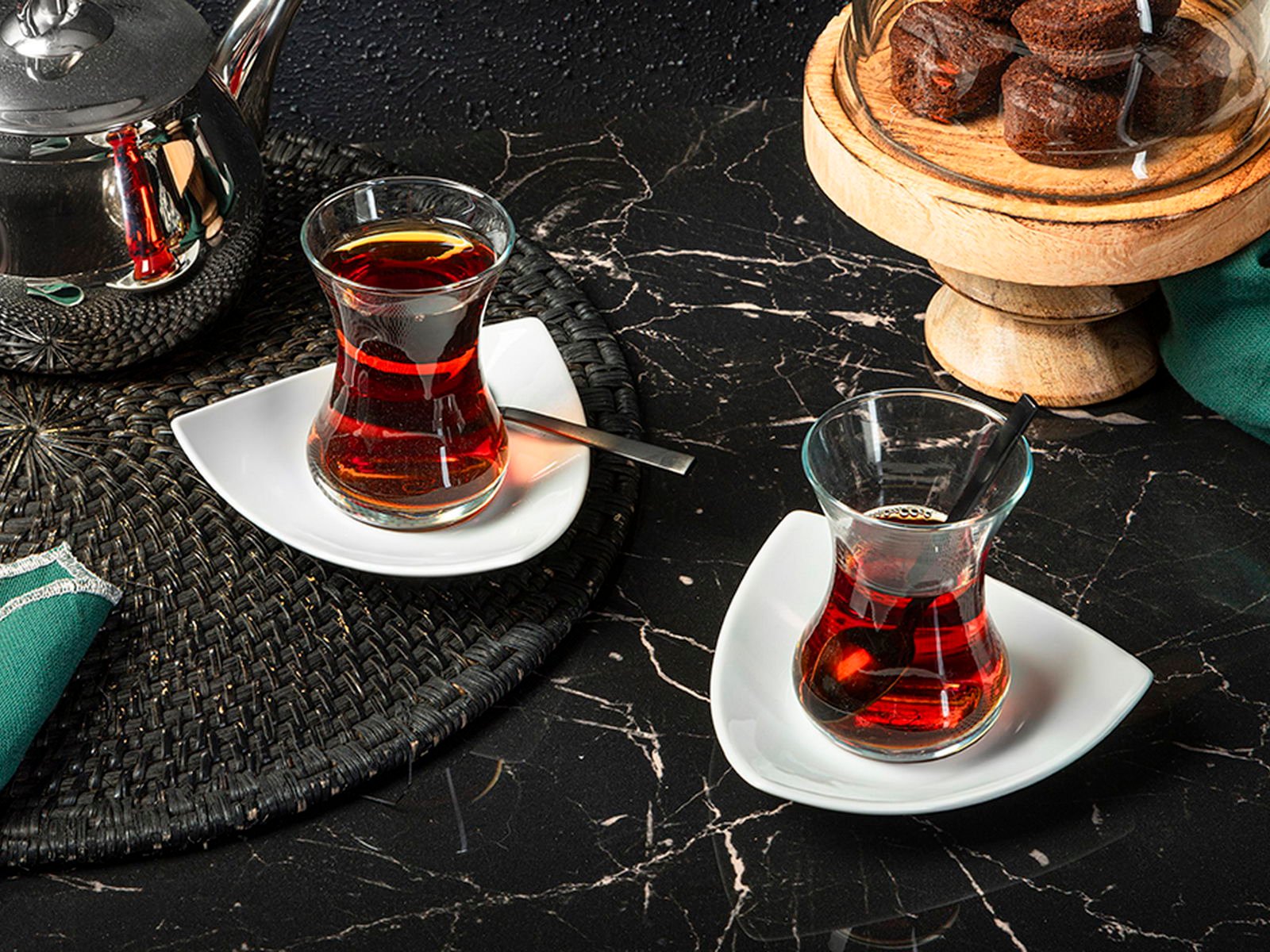 Porland Lotus 4 Piece Tea Set for 2 People